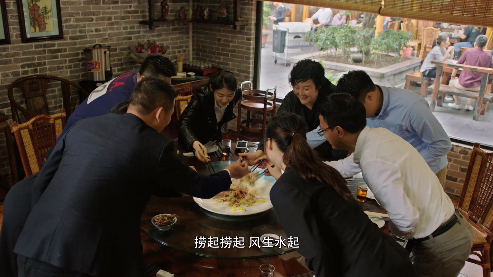 【AI画质增强】2020-10-06 七天外围选妃约了个长相甜美白衣萌妹子剧照1